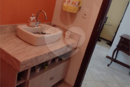 Casa à venda com 2 suítes no condomínio Bosque São Carlos, São Carlos - SP