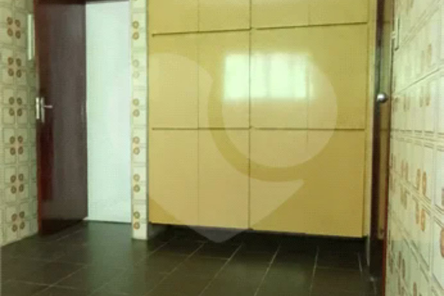 Sobrado à venda com 2 quartos em Jardim Itacolomi, São Paulo, SP