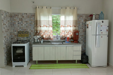 Chácara em Área Rural de Piracaia, com casa principal + 4 kitnets alugadas, excelente localização