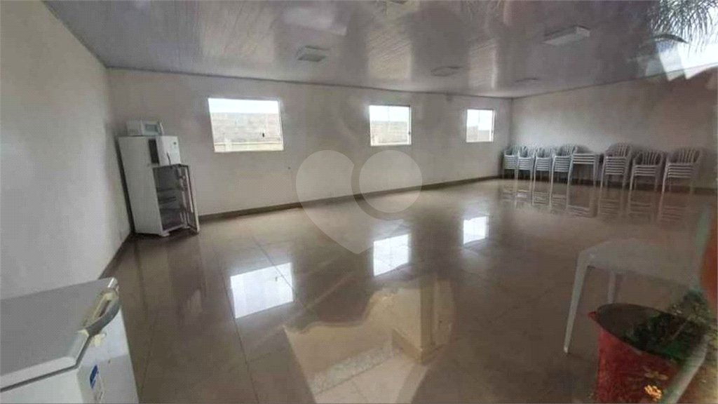 Apartamento no Condomínio Monte Logan.