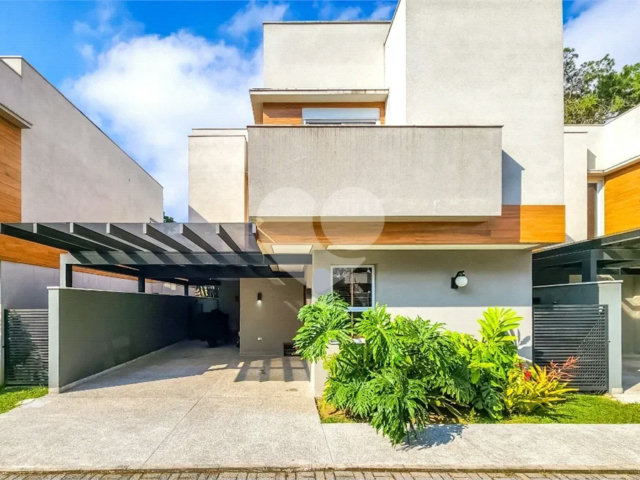 Casa à venda com 3 suítes no condomínio Th Harmonia, São Paulo - SP