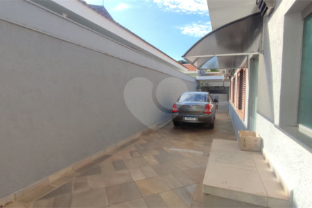 Casa com 3 dormitórios à venda no bairro Jardim Cardinalli, em São Carlos/SP