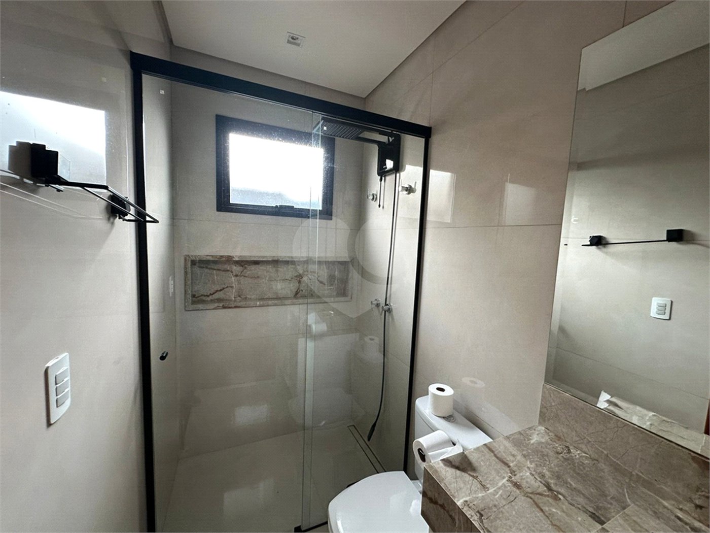 Apartamento Condomínio Montreal