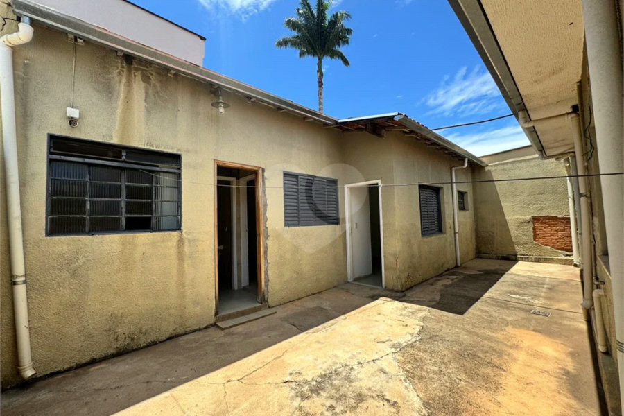Imóvel Comercial para Venda e Locação no bairro Alto.