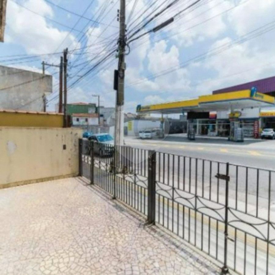 Casa com 300m², 4 quartos, garagem para 4 carros, à venda na Avenida Cangaíba