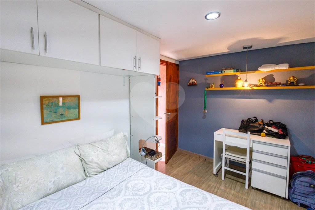 Casa à venda com 4 quartos, sendo 2 suítes, em Brooklin, São Paulo, SP