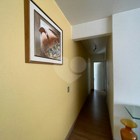 Apartamento com 2 Quartos e 2 banheiros à Venda, 79 m² por R$ 590.000
