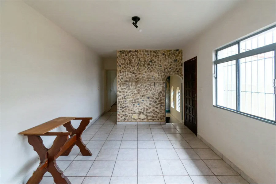 Casa à venda com 200m², 4 quartos e 2 vagas