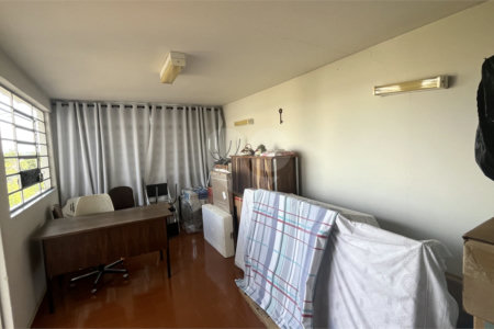 Casa Térrea com 3 dormitórios no Centro de Atibaia