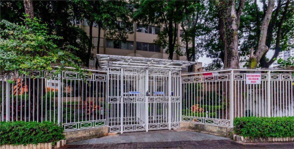 Apartamento na Região do Ipiranga à 8 Minutos do Metrô com 2 Dormitórios .