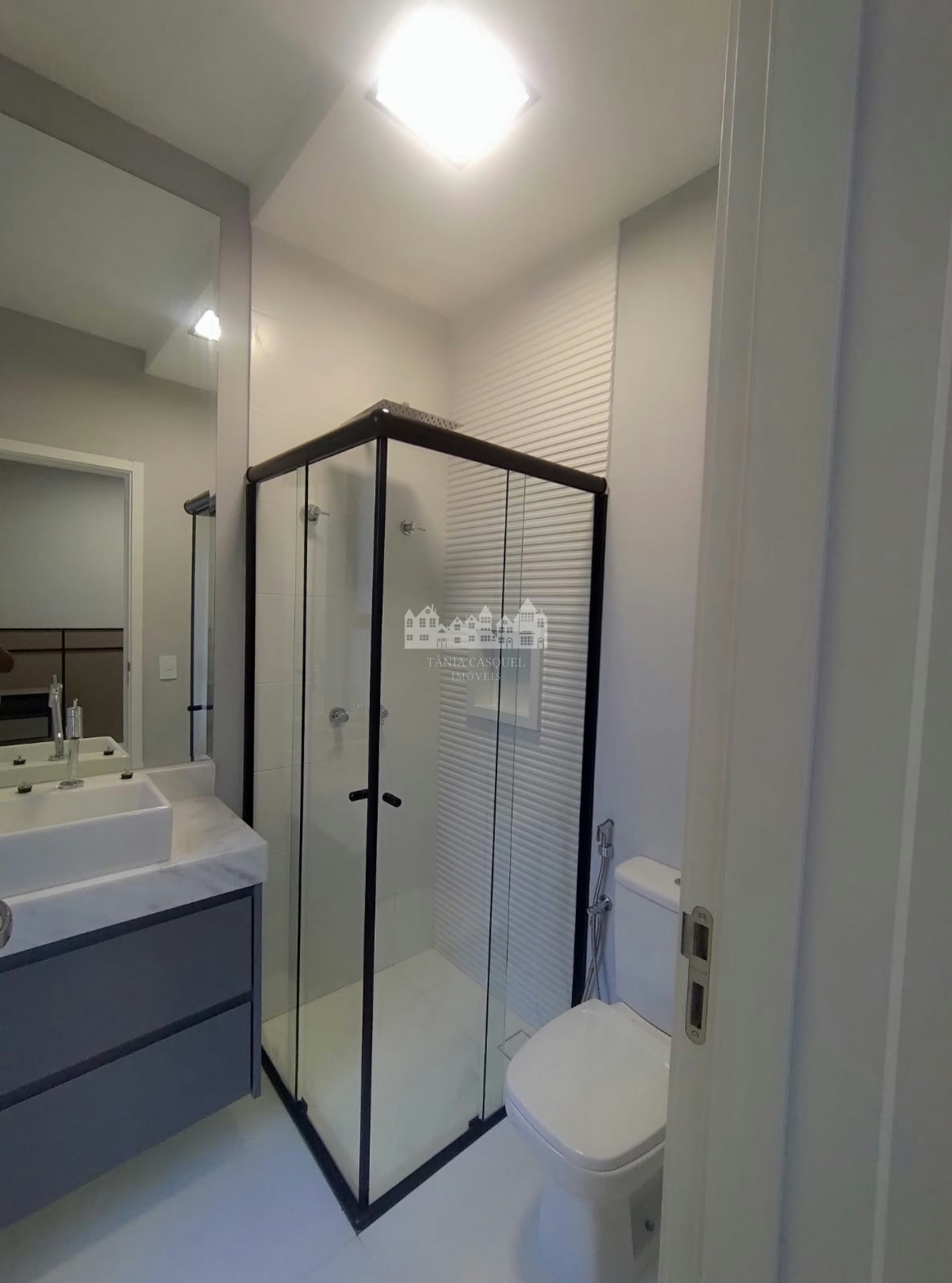 Casa à venda com 3 suítes no condomínio Lá Reserva Atibaia, Atibaia - SP