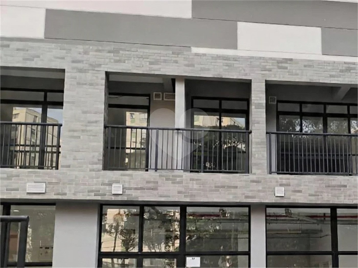 Aluga-se Loja Comercial Nova de 90 m² no Jabaquara