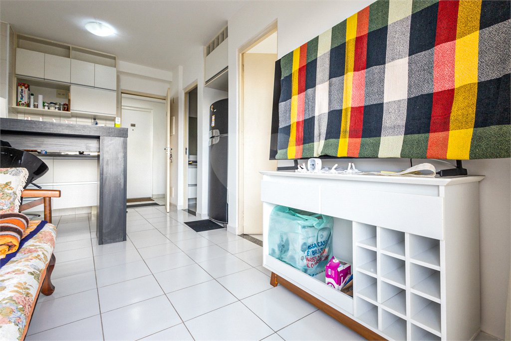 Praticidade e Localização Estratégica no Brás: Apartamento de 32 m² para Venda!