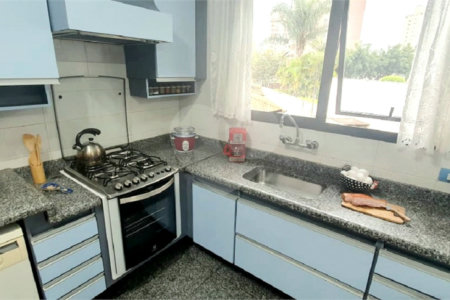 Apartamento à venda no Planalto Paulista de 147m² com 3 suítes e 3 vagas.