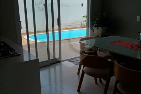 Casa a venda com piscina em Elias Fausto, troca por casa em Indaiatuba.
