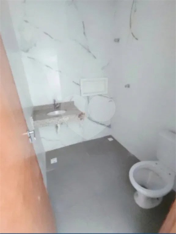 Cobertura á venda com 2 quartos sendo 1 suíte em Vila Humaitá - Santo André