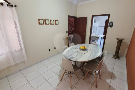 Casa em Condomínio, no Parque Sabará