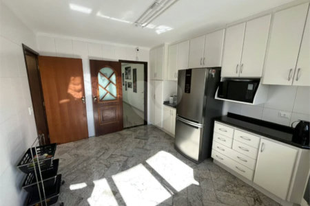 Sobrado Á Venda com 3 Suítes - Jardim Anália Franco - São Paulo - SP