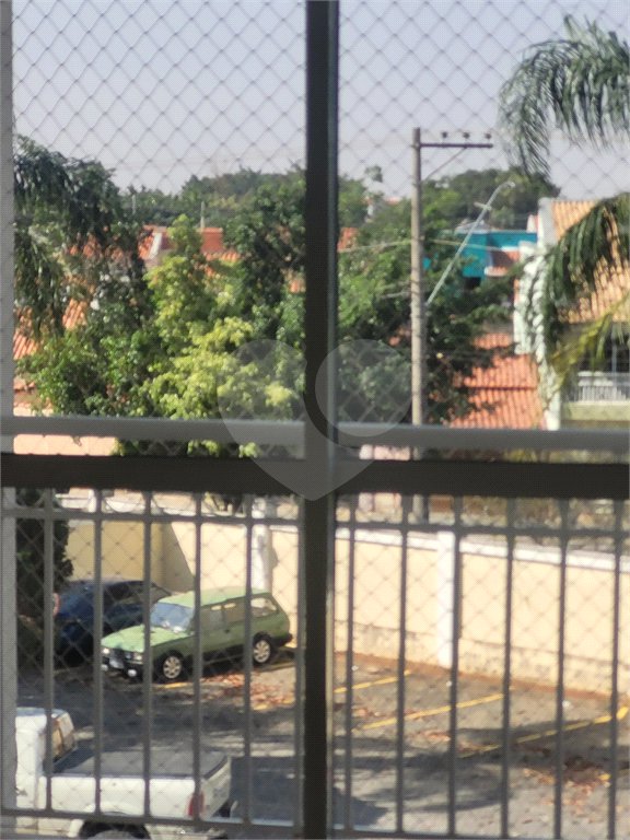 Indaiatuba - Venda - Apartamento no Condomínio Portal das Flores com 64 m², 3 dorms, sendo 2 com armários planejados, , WC social, cozinha planejada e totalmente integrada com a lavanderia, varanda, , 02 vagas de garagem. Excelente localização, a poucos metros do Shopping Polo, mercados, padaria,