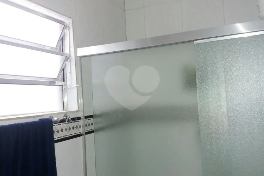 Sobrado de 105m2 à venda com 3 dormitórios na Vila Santa Catarina