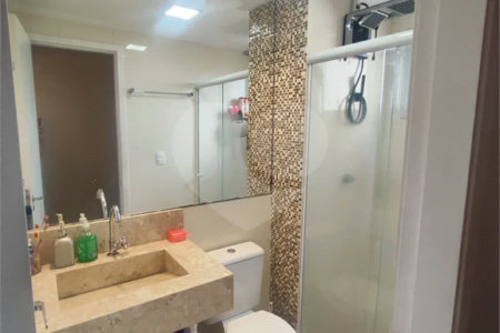 Apartamento com 49m², 2 quartos, 1 garagem, à venda em Itaquera