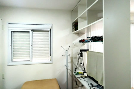 Apartamento à venda com 38m² e 1 dormitório, localizado no bairro Jardim Flor da Montanha.