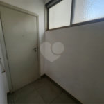 Apartamento no Edifício São Carlos