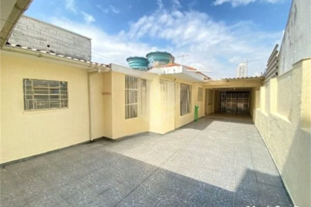 Casa com 224m², 3 dormitórios, 4 vagas, à venda na Vila Ema.