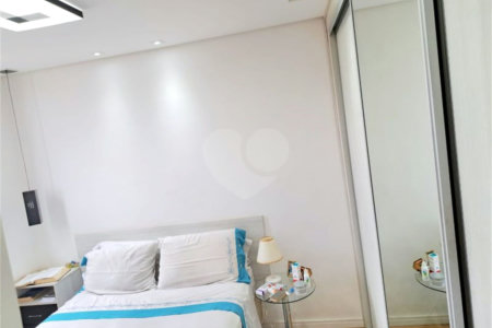 Apartamento à Venda com 50m² - Mooca