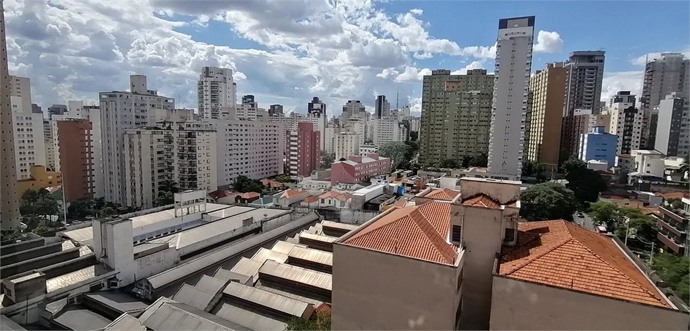SALA COMERCIAL PARA LOCAÇÃO COM 57m2 NA VILA MARIANA/METRÔ