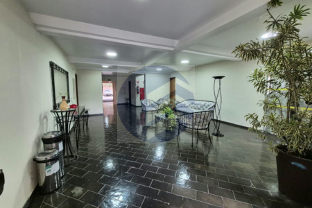 Apartamento à venda com 3 quartos, 1 banheiro e 1 vaga próximo à USP