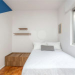 Excelente oportunidade para reformar e ficar com o apartamento dos seus sonhos!