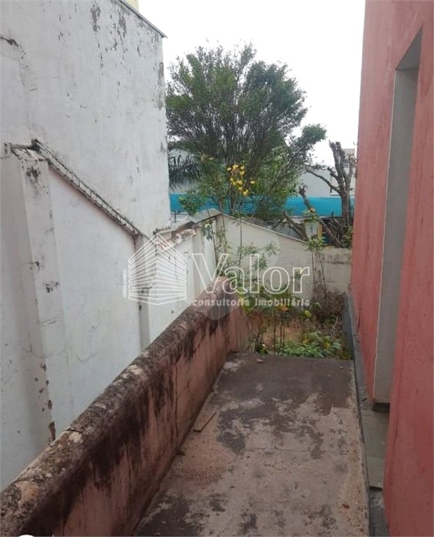 Casa Térrea com 2 dormitórios.
