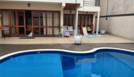 Sobrado à venda com 5 suítes em Parque dos Príncipes, São Paulo, SP