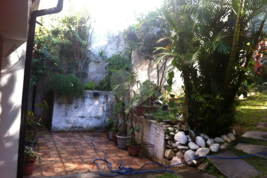 Casa com 3 quartos, 8 vagas, churrasqueira - Vila Nova Cachoeirinha - São Paulo/SP