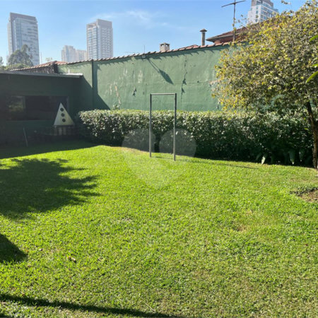Casa térrea para alugar no Brooklin - São Paulo, SP