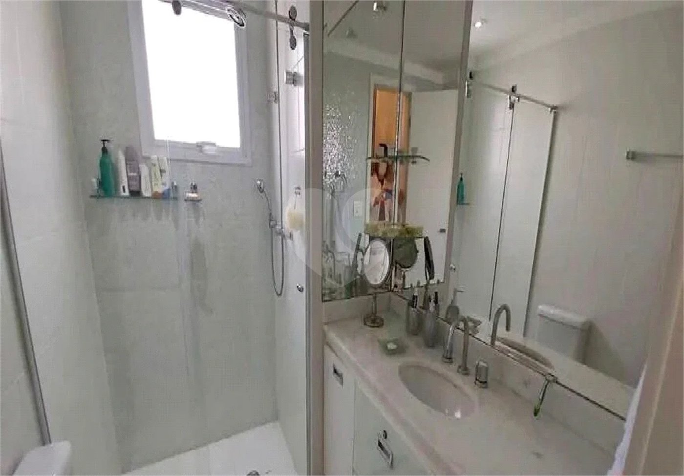 Apartamento para venda na Mooca, com 3 suítes... Rua Olímpio Portugal condomínio Spasso Mooca.