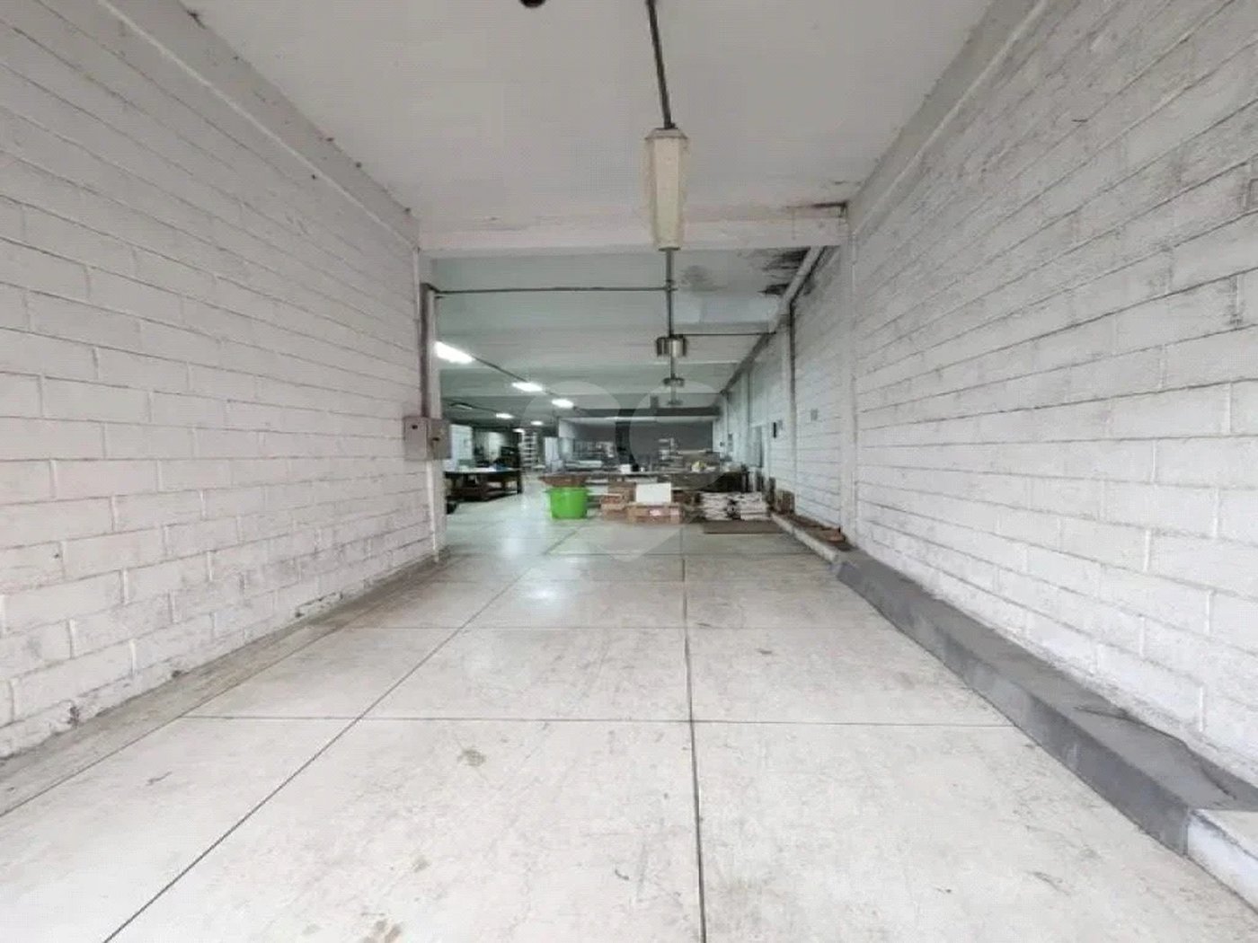 Excelente Galpão de 1.000 M² divididos em dois pavimentos de 500 M²
