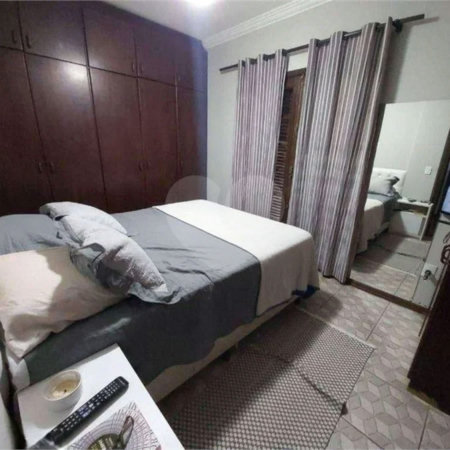 Casa à venda no Condomínio Vista Alegre Sede em Vinhedo/SP