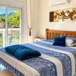 Casa à venda com 2 quartos, sendo 1 suíte, no condomínio Scarlatt, São Sebastião - SP