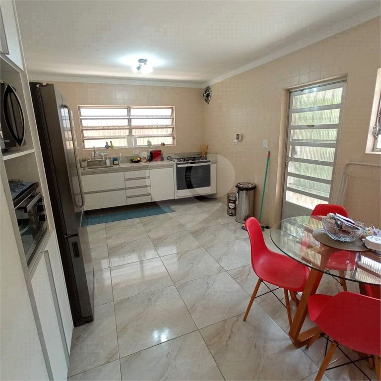Casa à venda com 3 quartos, sendo 1 suíte,  em Bosque da Saúde, São Paulo, SP