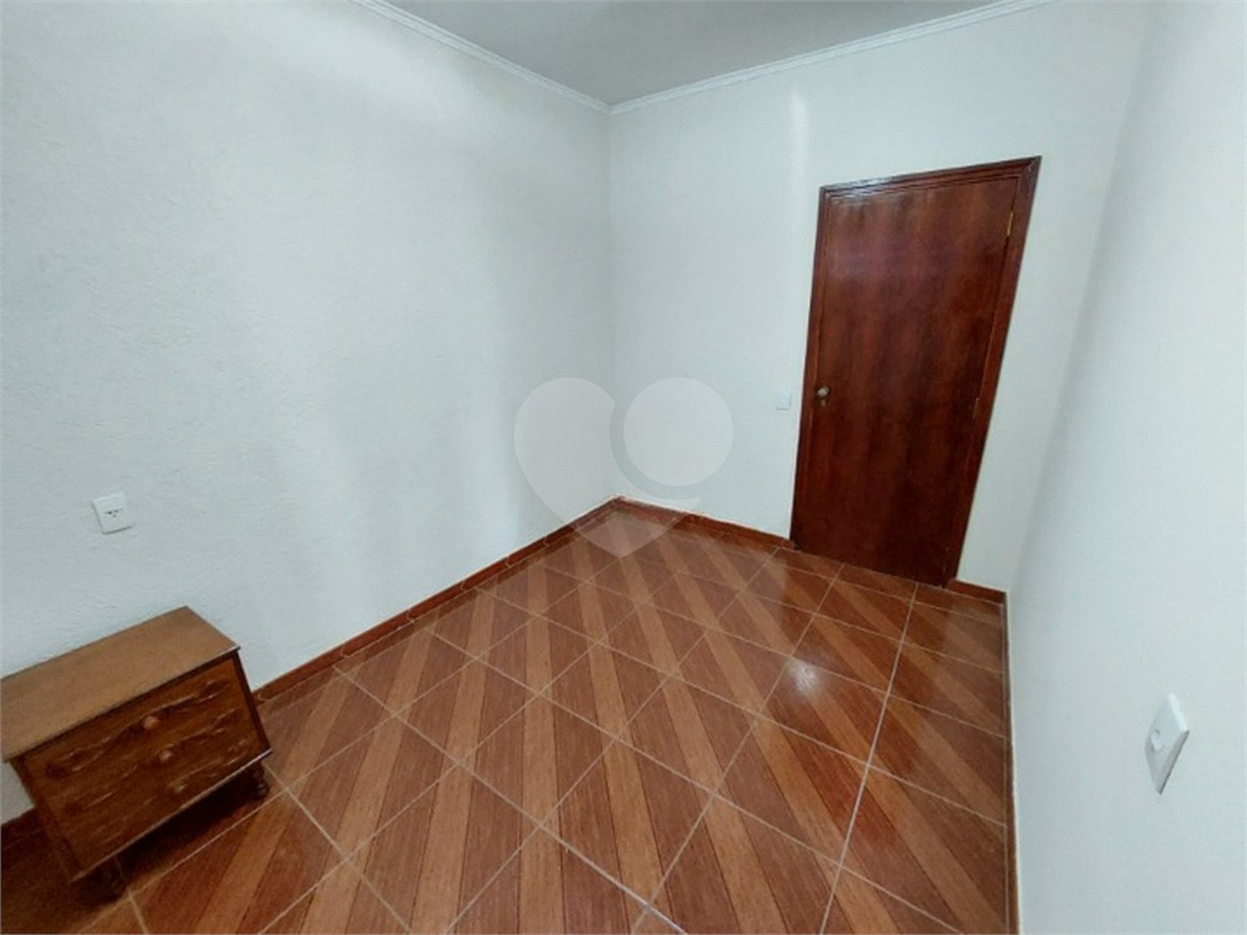 Casa térrea venda ou locação no bairro Chácara Parque Club