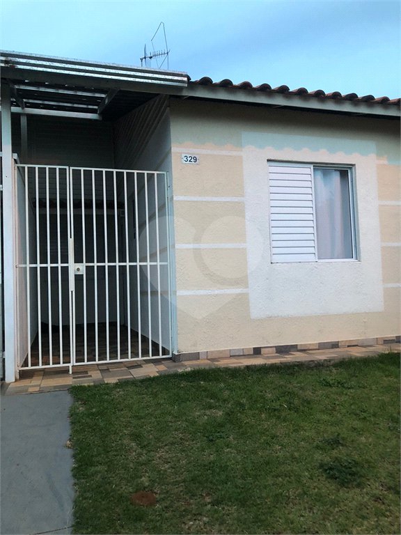 Casa Térrea no Condomínio Moradas III.