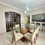 Casa a Venda no Jardim Melle em Vinhedo/SP