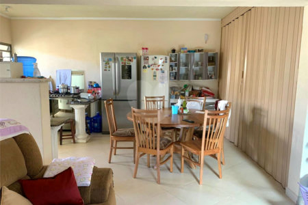 Seu novo lar te espera no Jardim Nova São Carlos – espaço, conforto e uma localização que faz toda diferença!