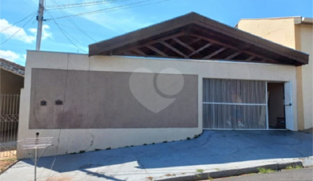Casa Térrea à venda com 3 quartos, sendo 1 suíte,  em Jardim Nova São Carlos, São Carlos, SP
