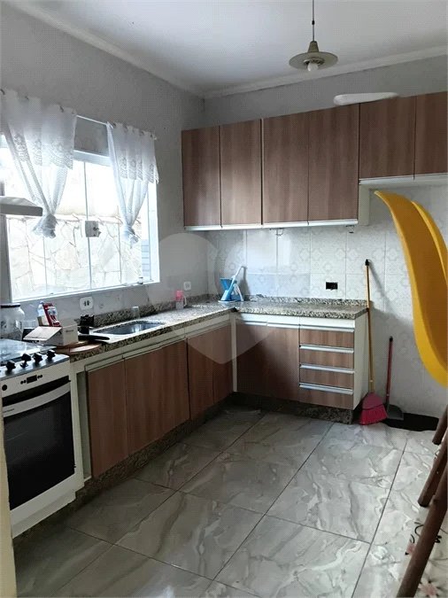 Casa térrea com 2 dormitórios à venda no Reneville, em Mairinque!