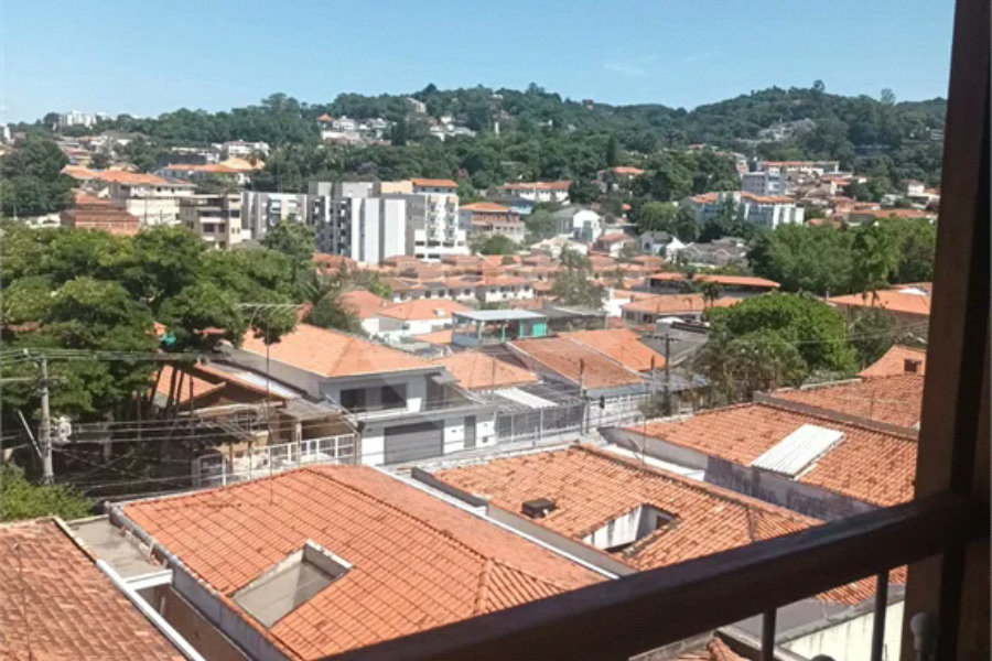 SOBRADO AMPLO COM 4 DORMITORIOS VISÃO PARA SERRA