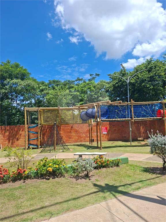 Indaiatuba - Condominio Viena - Terreno com 250 ms - sendo 10 ms de frente por 25,00 ms de fundos - área de lazer completa com academia, churrasqueira, piscina para adultos e crianças, playground e salão de festas.Segurança 24 horas -. Venha conhecer essa incrível oportunidade! R$ 420.000,00