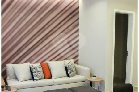 Apartamento à venda na Frei Caneca, 28 m², 1 quarto